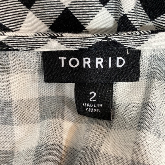Torrid plaid top - Picture 6 of 8